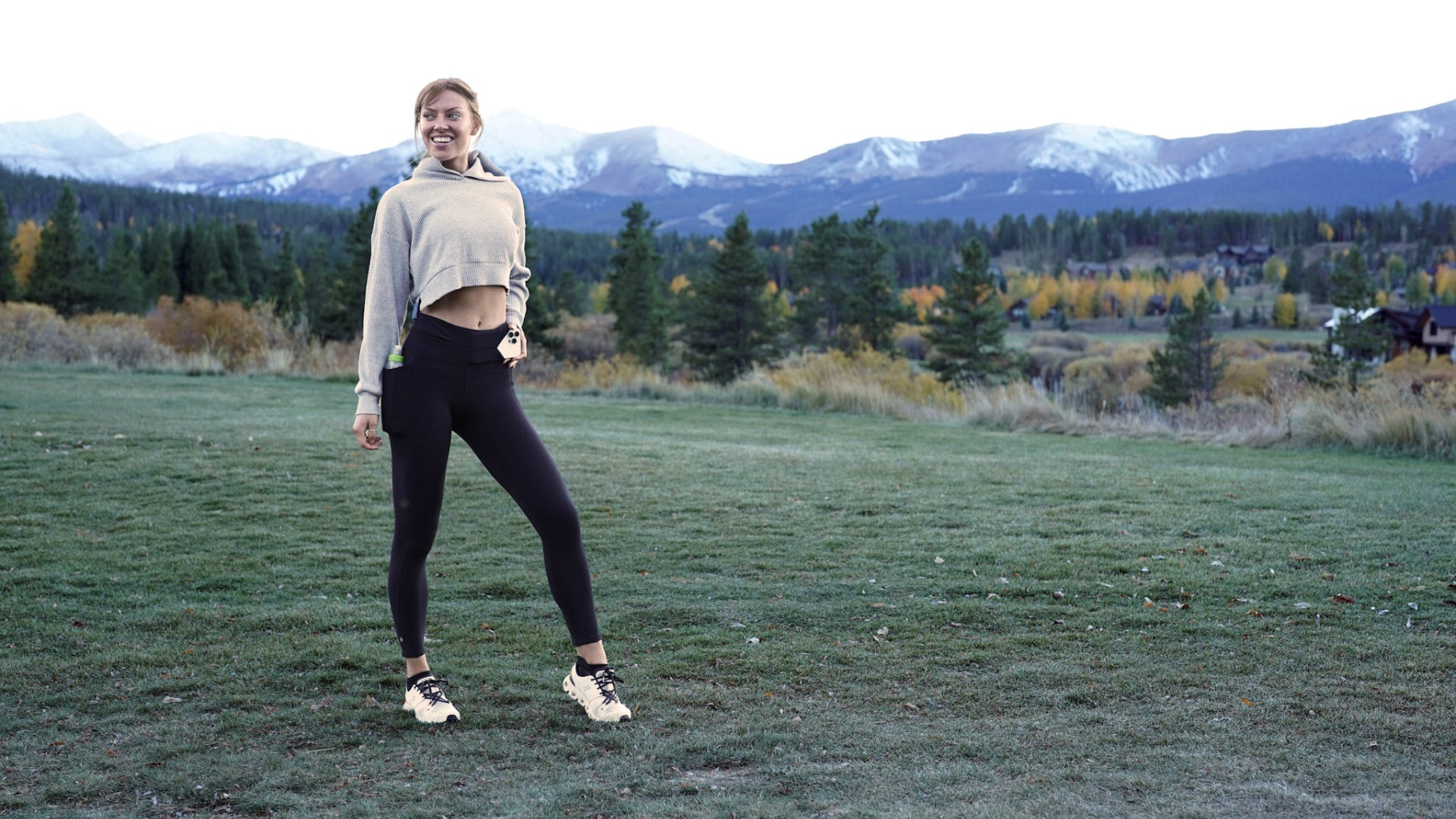 Tips on How to Dress for Winter Running | FlipBelt.com Tips on How to Dress for Winter Running | FlipBelt.com